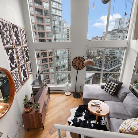 Rare Find Loft With Full Kitchen At Heart Of Downtown Apartment Vancouver Exterior foto