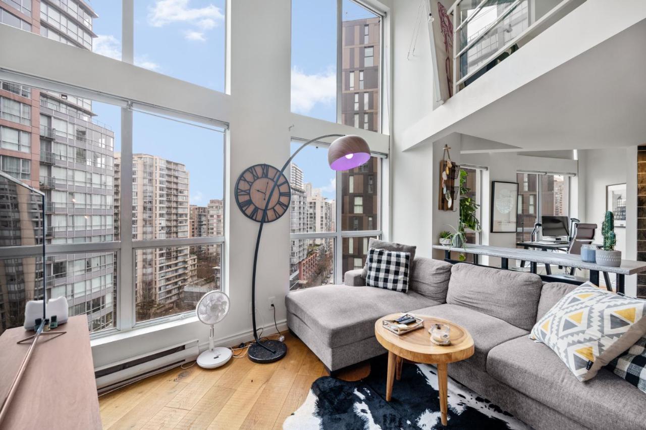 Rare Find Loft With Full Kitchen At Heart Of Downtown Apartment Vancouver Exterior foto